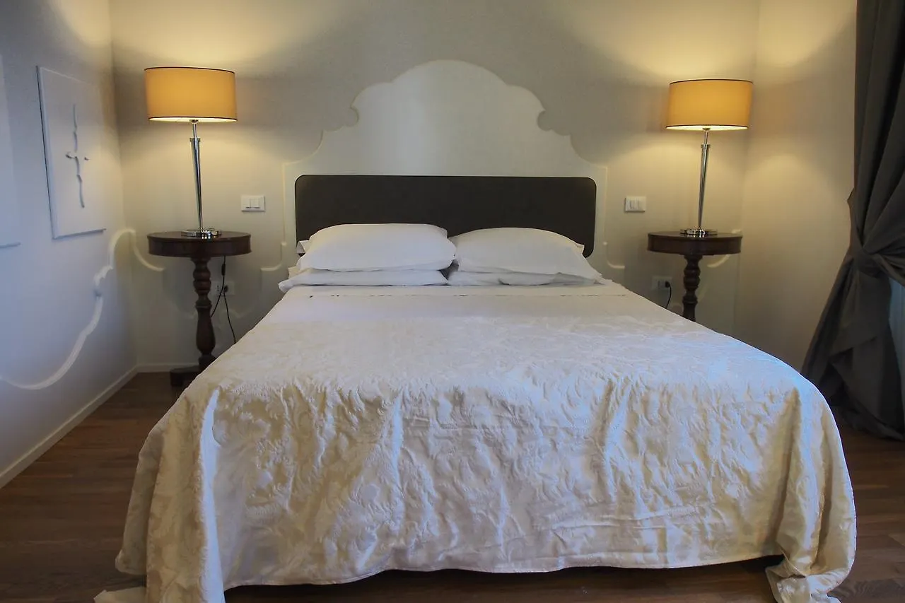 I Parigi Corbinelli Residenze Hotel Florença
